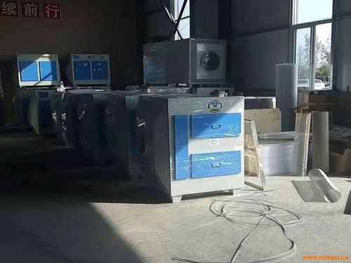 株洲香精廠廢氣臭味治理安裝活性炭吸附設(shè)備